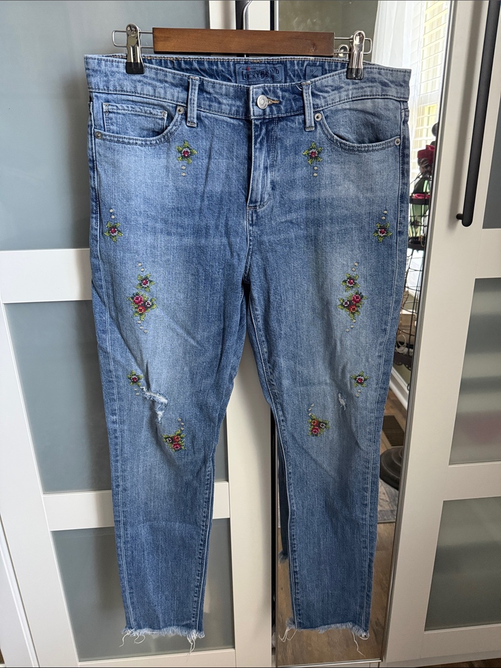 Lucky Brand Blue Straight-Leg Jeans with Floral Embroidery